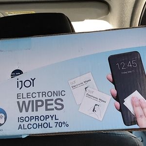 ijoy Electronic Wipes Isopropyl Alcohol 70% 50 wipe size 2.36inx2.36in(6cmx6cm)